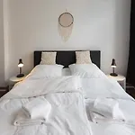 Koje Eins I Grosses Apartment Mit 2 Schlafzimmern
